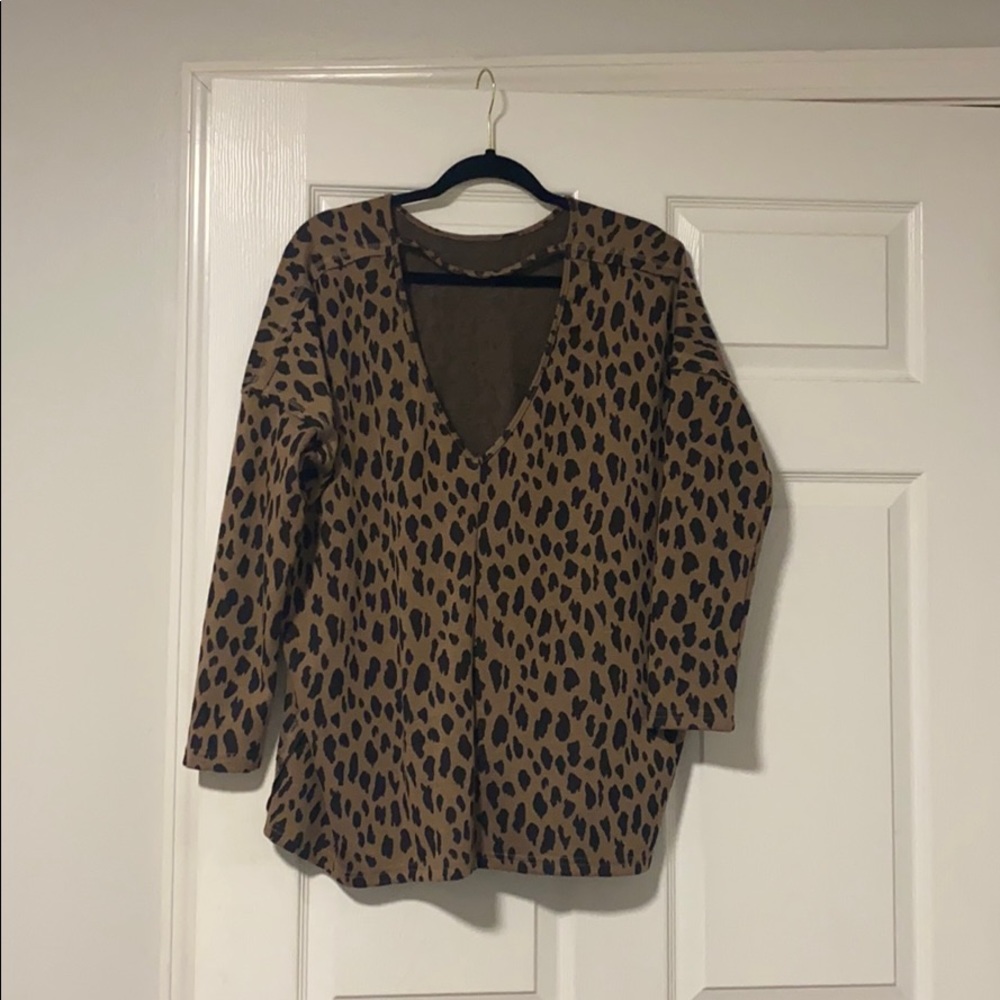 Sweater - Picture 2 of 2